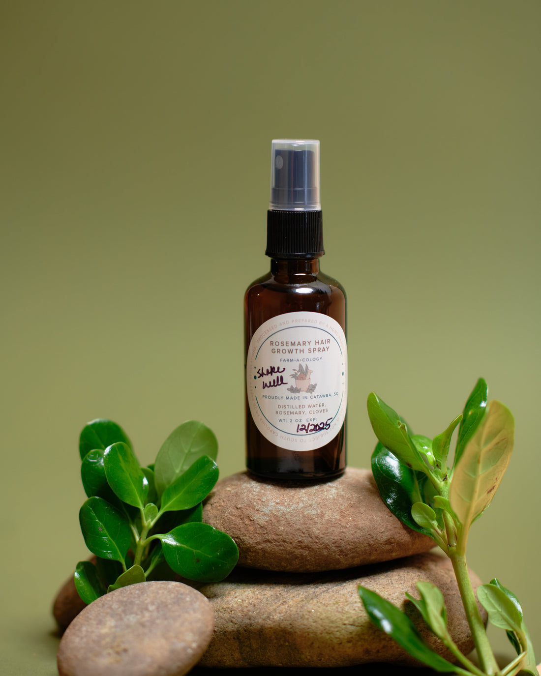 🌿 The Secret Behind Our All-Natural Hair Growth Spray